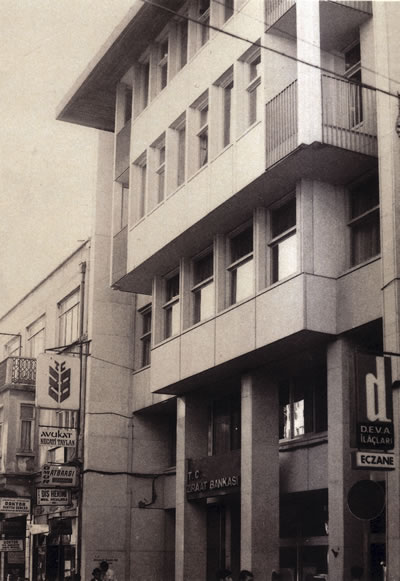 <p><strong>10.</strong> Ziraat Bankası Bakırköy Şubesi, İstanbul, 1964.</p>