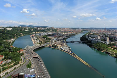 <p><strong>1.</strong> Lyon Confluence:  İki Nehrin Birleşmesi<br />Fotoğraf:  Hubert Canet</p>