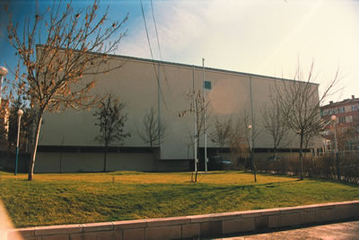 <p><strong>12.</strong> Ankara Üniversitesi Cebeci Yerleşkesi, Hukuk, Siyasal ve  Eğitim Fakülteleri Spor Salonu, Ankara, 1971-1973</p>