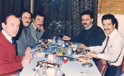 <p><strong>1.</strong> Mimarlar Odası Trabzon Şubesi  Kurucu Heyeti (sol baştan): Prof. Dr. Mustafa Kandil, Lütfü Altın, Bekir  Gerçek, Sezgin Atasoy, Mehmet Ali Yardımoğlu, 1987, Ankara.</p>