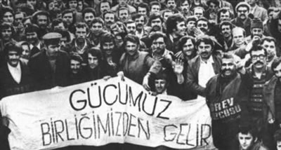 <p><strong>1. </strong>“Gücümüz  Birliğimizden Gelir” afişi,<strong> </strong>15-16 Haziran 1970<strong></strong></p>