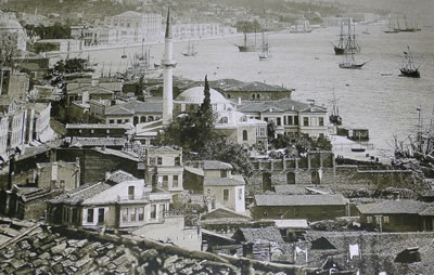 13. Fındıklı, Molla Çelebi Camii civarı.(Kaynak: Gülersoy, 1999, s.105.)