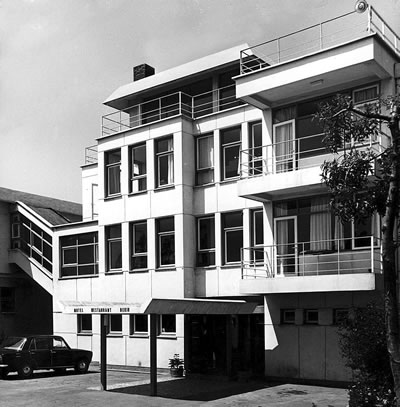 <p><strong>14a. </strong>Bekir Motel, Bayramoğlu-İzmit, 1969.</p>