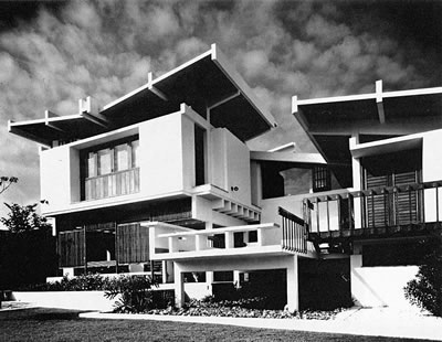 25. Font Evi, Havana, 1956 (Mario Romanach)<br />[Kaynak: http://www.architectureweek.com/cgi-bin/awimage?dir=2000/1220&article=culture_1-2.html&image=11227_image_3.jpg]