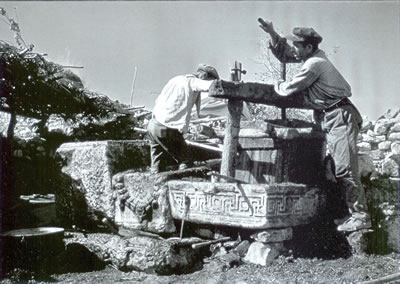 Fotoğraf: Ara Güler, Kaynak: Geyre Vakfı Kartpostalları