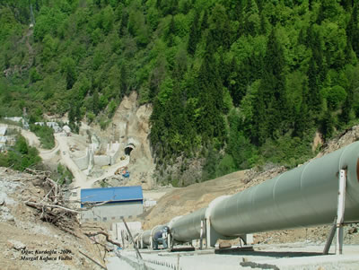 <p><strong>2a.</strong> Murgul Kabaca Vadisi, Artvin, 2009<br /> 	Fotoğraf: Oğuz Kurdoğlu</p>