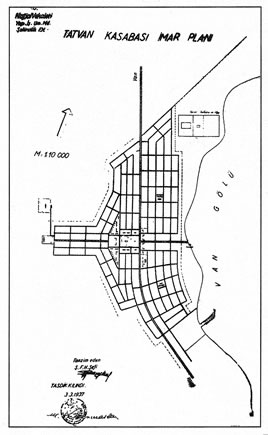 <strong>2a.</strong> Anadolu’nun  çeşitli şehirlerinden imar çalışması örnekleri <br />(Tekeli, İlhan, 1998,  “Türkiye’de Cumhuriyet Dönemi’nde Kentsel Gelişme ve Kent Planlaması”, <strong>75 Yılda Değişen Kent ve Mimarlık</strong>, ed.  Yıldız Sey, Tarih Vakfı Yayınları,<strong> </strong>İstanbul,  ss.6-9)<strong></strong></p>