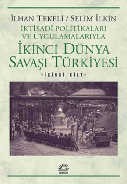 <p>İlhan  Tekeli ile birlikte yazdığı <em>İkinci Dünya  Savaşı Türkiyesi </em>kitapları</p>