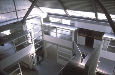 <p><strong>3b.</strong> Kaynak: office@ahh.nl</p>