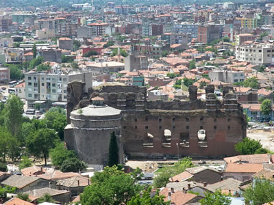 Kızıl Avlu, Bergama