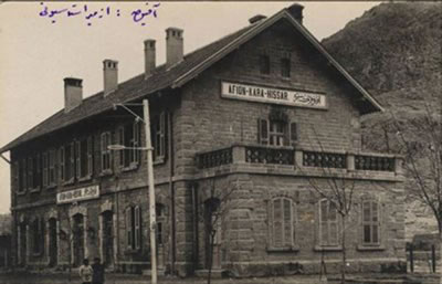 6. İlk Afyon İstasyonu eski ve şimdiki durumu. (Fotoğraf: Necdet Cevahir, URL1)