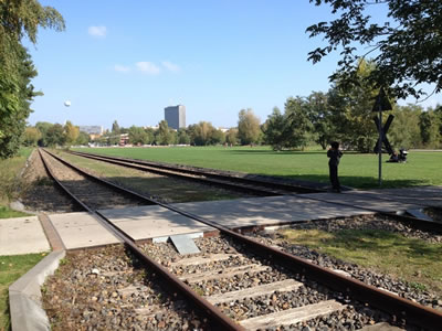 <p><strong>6.</strong> Gleisdreieck Park,  Yorkstrasse </p>