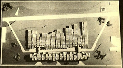 <p><strong>Resim 7b.</strong> Erzurum Atatürk  Üniversitesi Mühendislik Mimarlık Yüksekokulu Yarışması, Önalın  1. Ödül alan projeyi değerlendirme krokisi, projenin maket fotoğrafı ve kat planı<br />  Kaynak: <strong>Mimarlık</strong>, 1972, sayı: 102, s.43.<br />